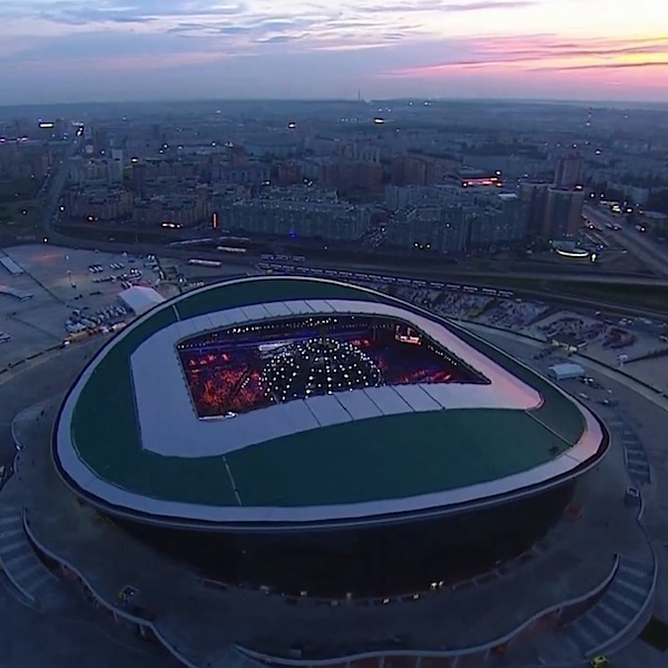 L'arena di Kazan con 44.015 posti: stadio di recentissima costruzione, ospita già le partite del Rubin Kazan.
