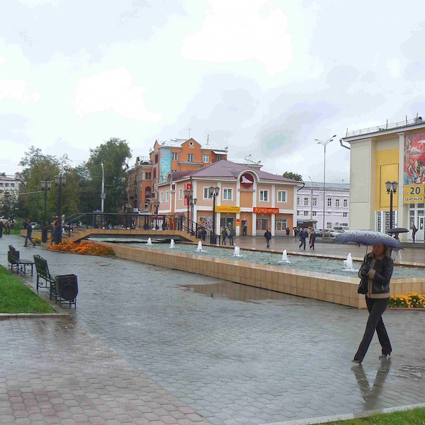 Il centro di Yekaterinburg: siamo a inizio settembre ma la mattina la temperatura sfiora già gli 0 gradi
