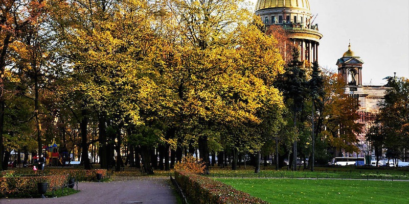 giardino aleksandrovsky san pietroburgo